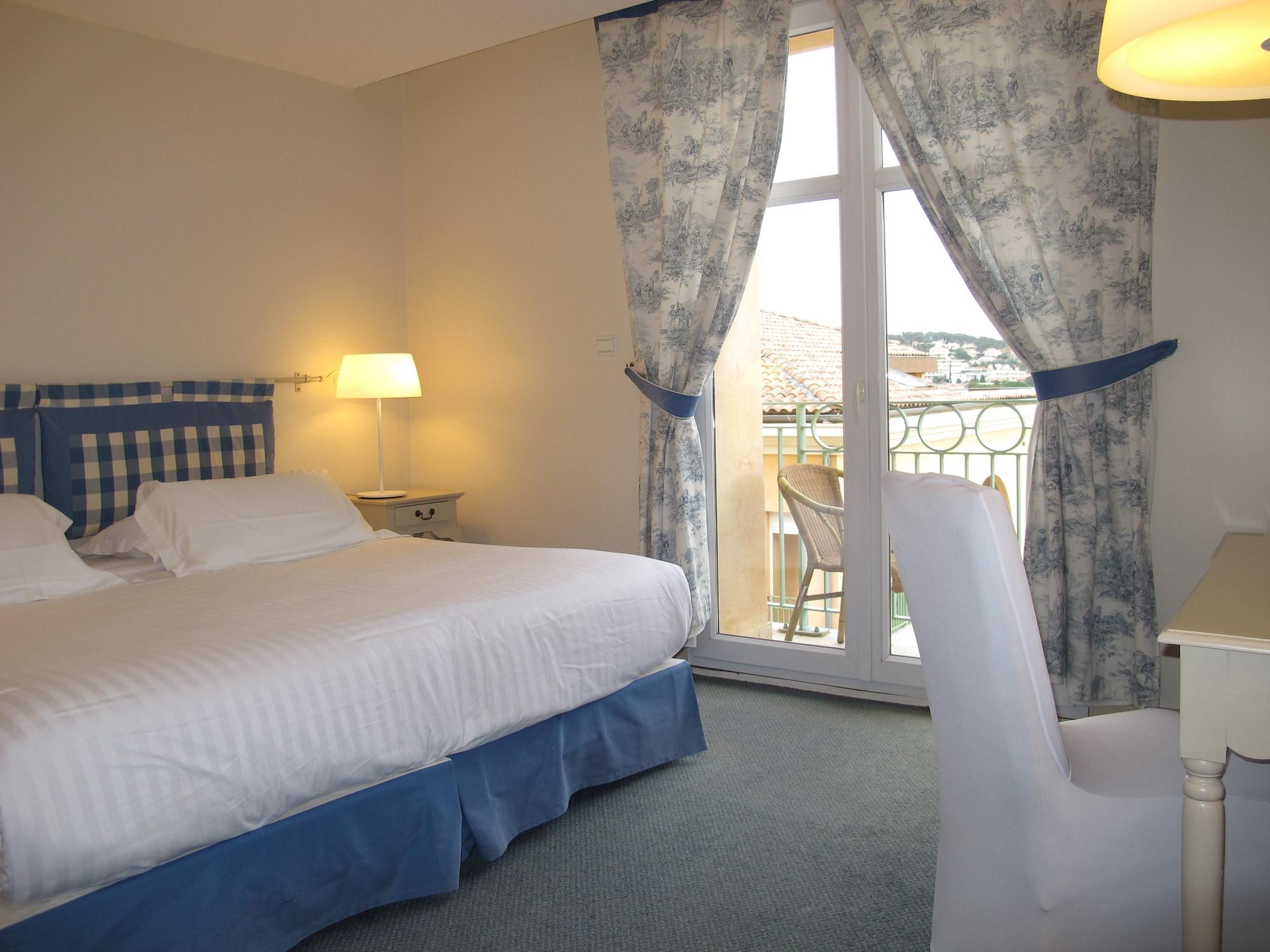Hotel Sanary, Soleil Et Jardin - Renovation Hiver 2024-25 Luaran gambar