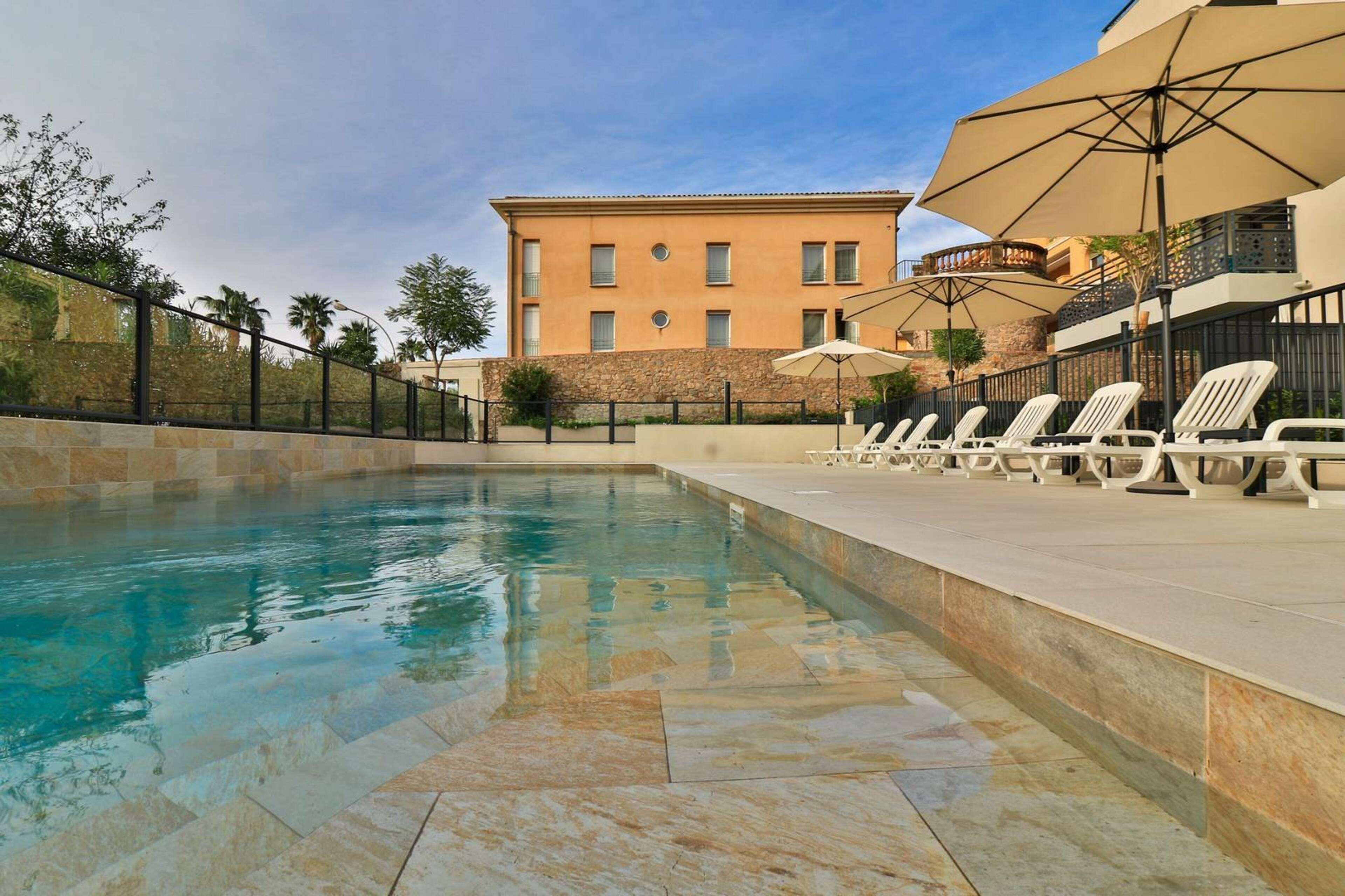 Hotel Sanary, Soleil Et Jardin - Renovation Hiver 2024-25 Luaran gambar